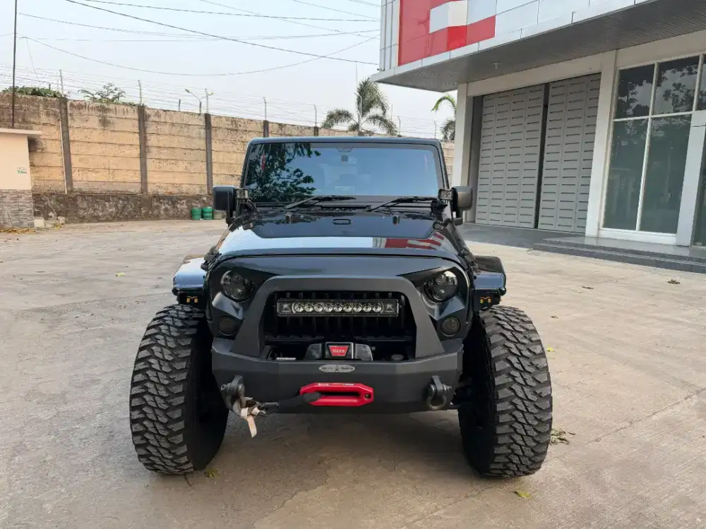 Wrangler JK Sport 3.6 Pentastar 2014 Full Spec Rubicon Sahara