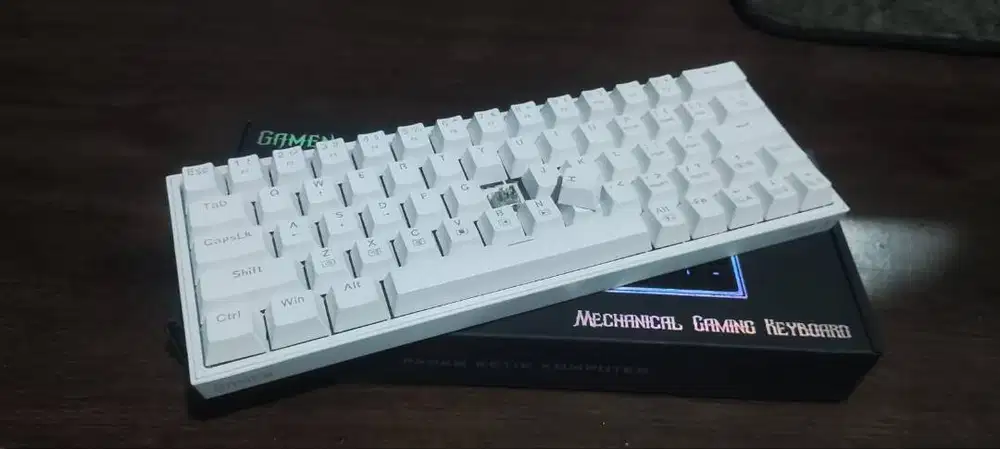 Keyboard Mechanical Gamen Titan V RGB Silver Switch