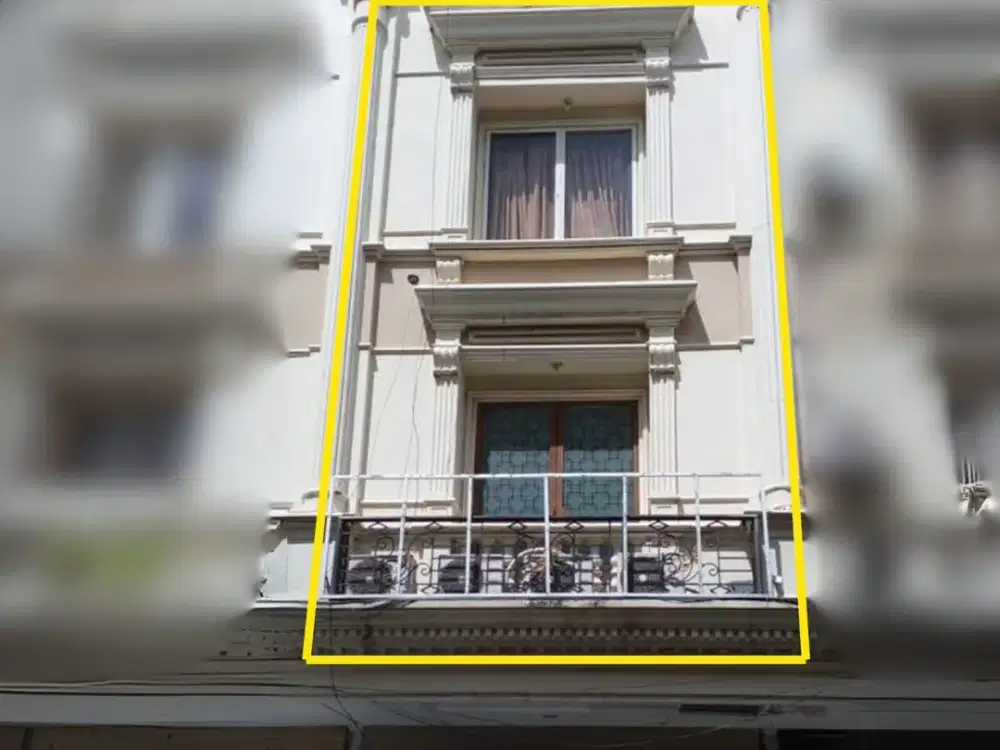 Ruko 3 Lantai The Royale Palace - Tebet