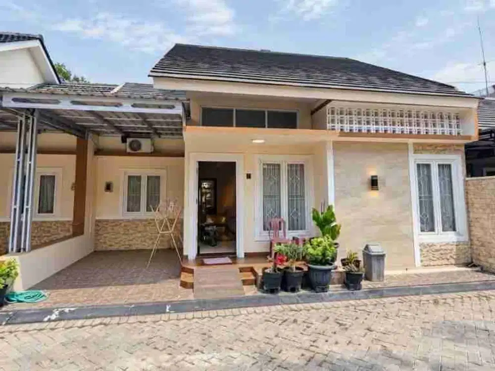 RUMAH CANTIK MINIMALIS MODERN DI DALAM PERUMAHAN DI PURWOMARTANI KALASAN SLEMAN