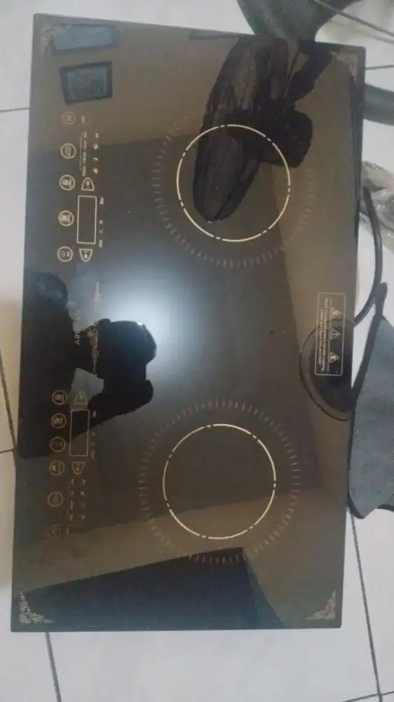 Kompor Listrik induksi 2 tungku model CT-268Y Induction Cooker, bagus