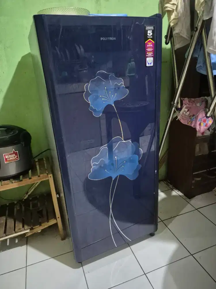 Kulkas 1pintu Polytron belleza type pra 18 orisinil segel
