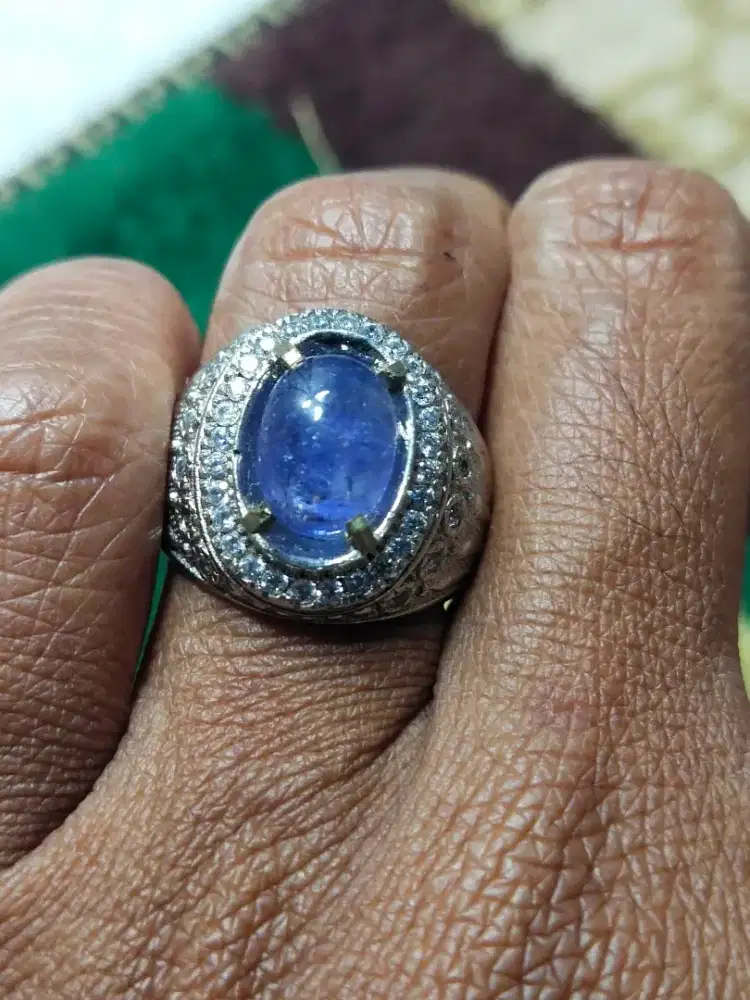 Cincin blue safir