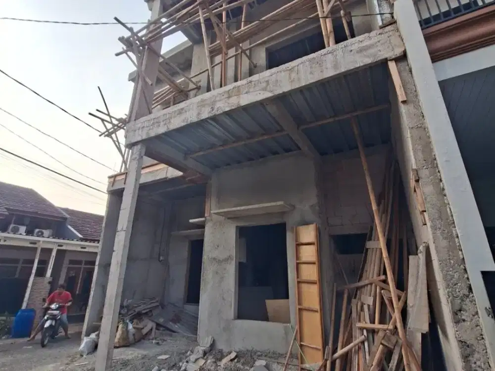 Siap Huni! Rumah Modern Pondok Kelapa, 2 Lantai, Dekat Tol Becakayu AC53