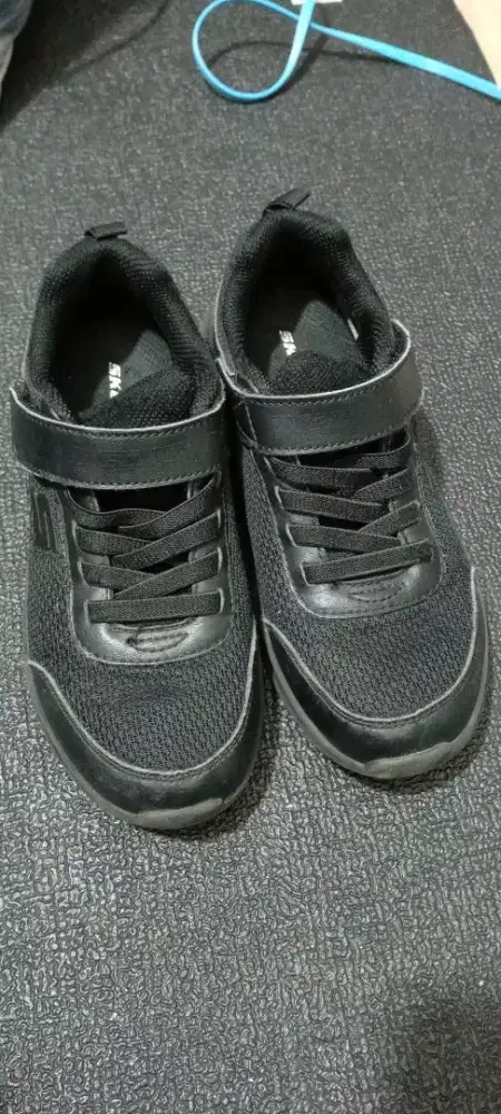 Sketcher sz. 33.5