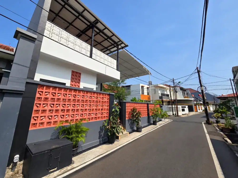 Dijual Rumah relatif baru di Duren Sawit
