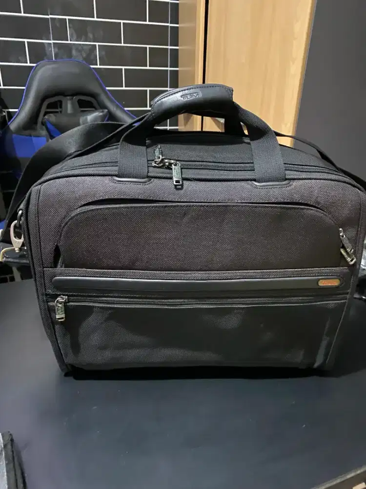 Tumi travel carry on holistic original