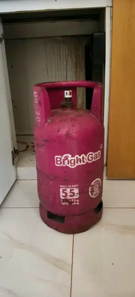 Dijual Tabung gas pink 5,5 kg + isi