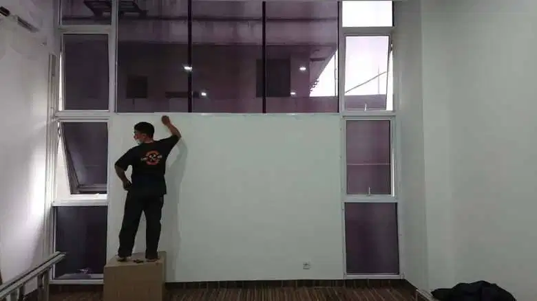 Outlet kaca film kantor stiker oneway rayban rumah & gedung apartment