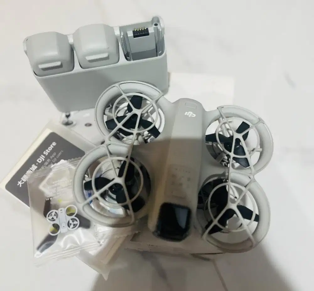 Drone DJI Neo+Baterai 2+Charger HUB