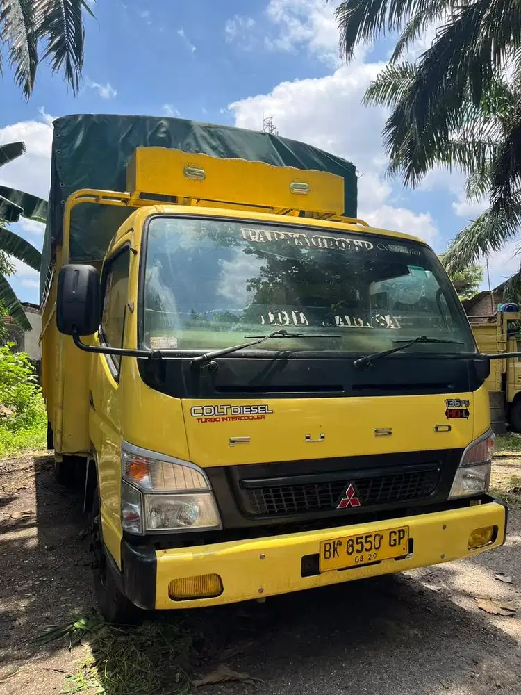 MITSUBISHI FUSO COLT DIESEL 136 PS HD L / FUSO CANTER TAHUN 2012
