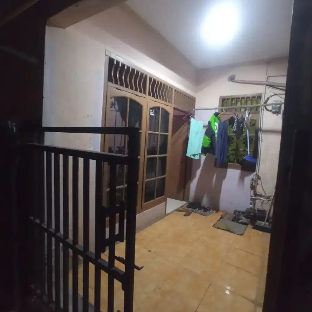 Di sewakan satu rumah