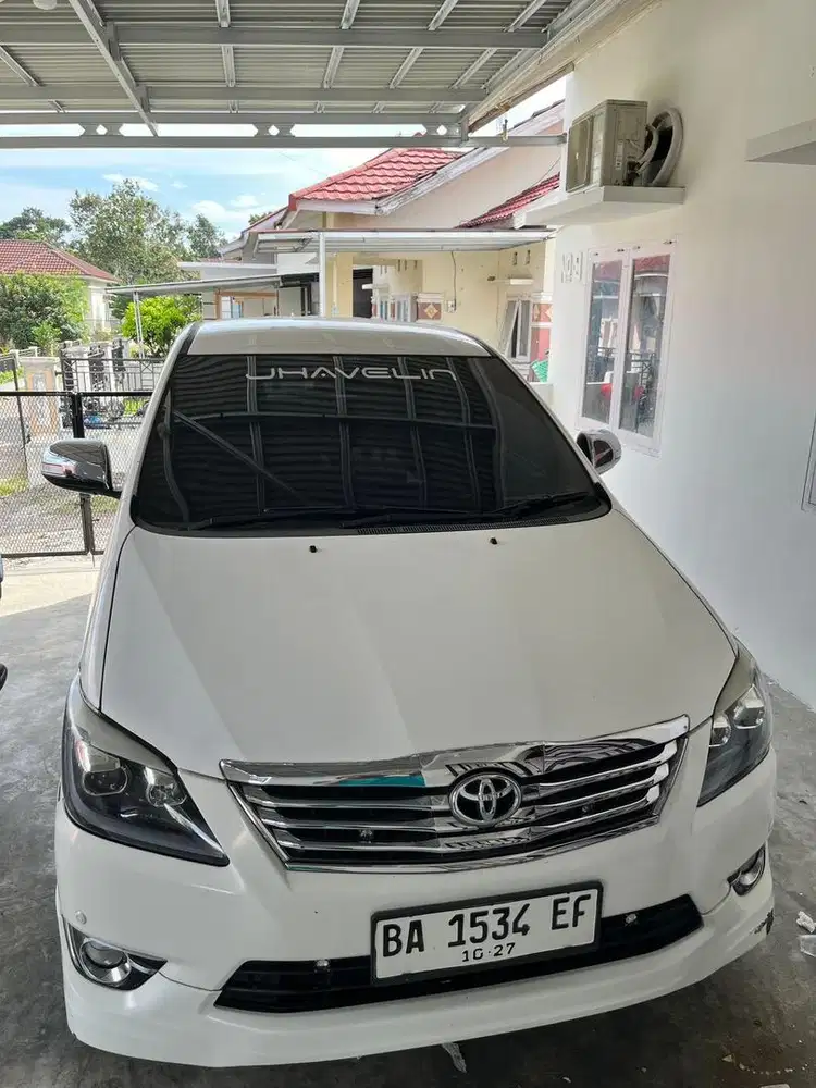 Innova v luxury 2012 matic