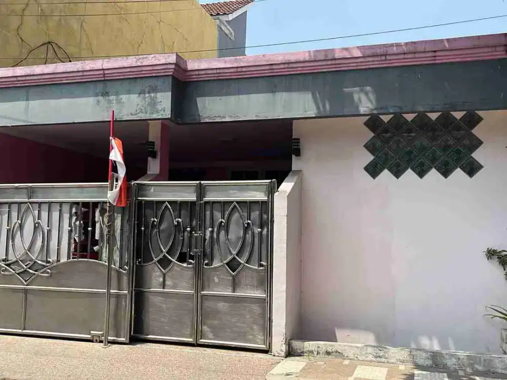 Rumah 1,5 Lantai siap huni bebas banjir harga murah dibawah Pasar Strategis di Harapan Indah pejuang Medan Satria bekasi