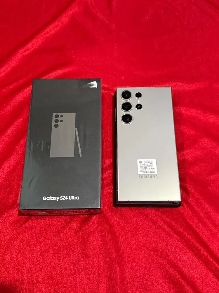 Samsung S24 Ultra 12/256 Titanium Gold like new