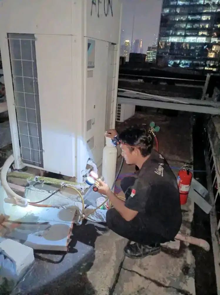 Jasa cuci AC dan perbaikan elektronik