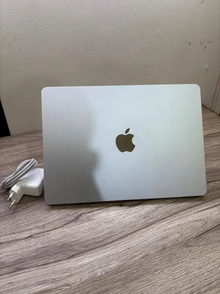 Macbook Air M3 16/256GB ibox