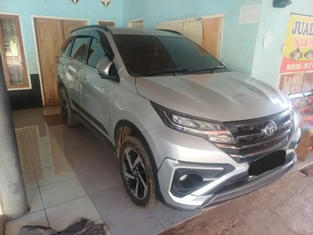 Di Jual Toyota Rush 1.5 GR Sport Matic