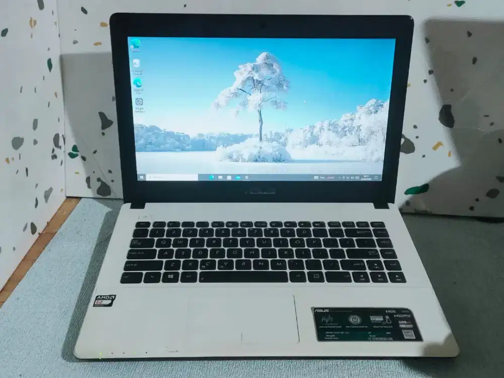 Laptop Asus X452E AMD E2-3800 RAM 4 GB HDD 500 GB