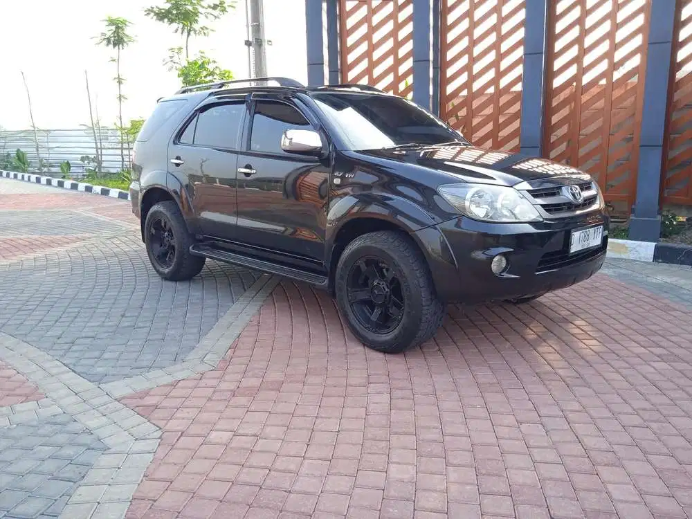 Toyota Fortuner 2008 Bensin