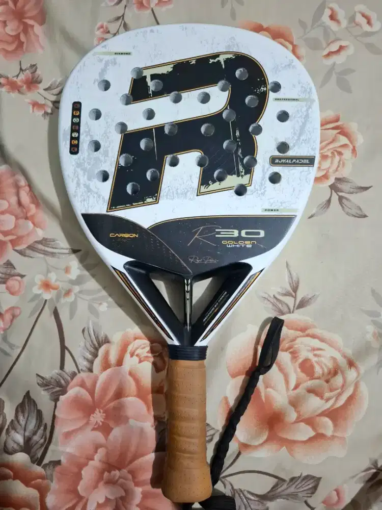 Royal padel R30 Golden white 2026