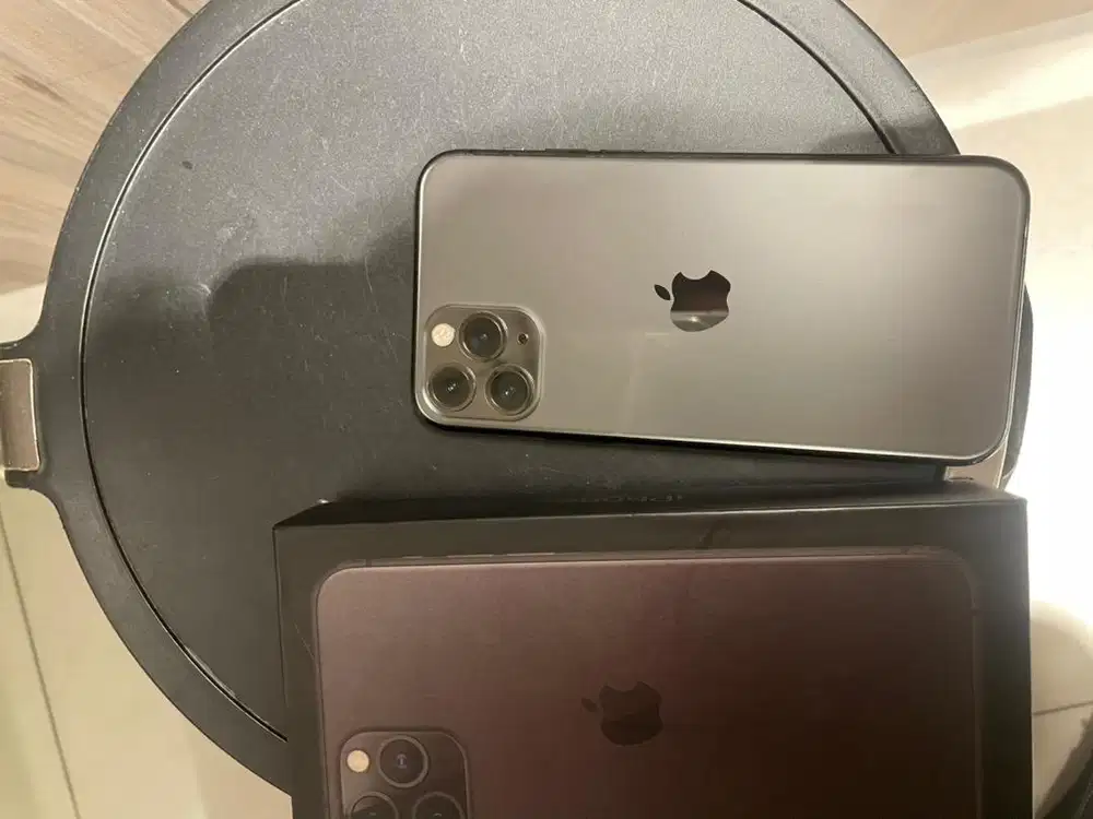 iphone 11 pro 256gb sesuai judul lah