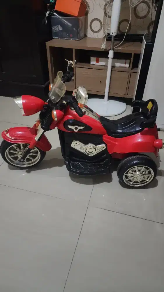 Sepeda Motor Aki anak