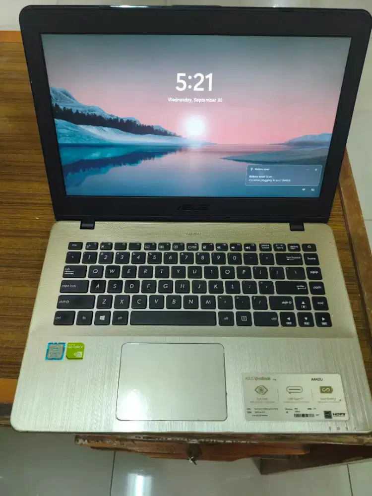 ASUS VivoBook A442U RAM 8 SSD 256