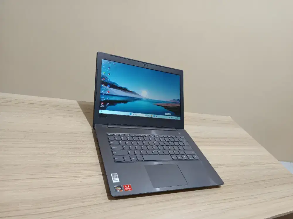 Lenovo Ryzen 3 dg Ssd 512GB,Ram 8GB,siap pakai dan bergaransi