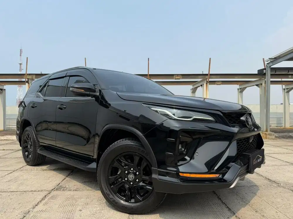 Toyota Fortuner VRZ 2026 nik 2024 low km GR