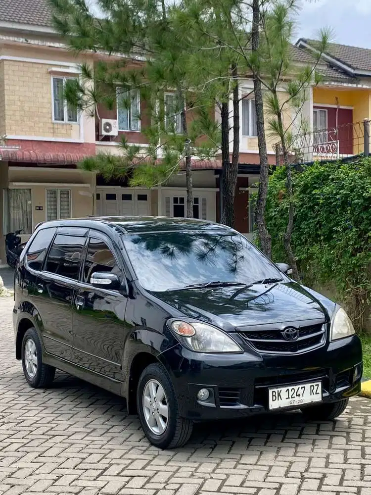 Toyota Avanza 2011 Bensin
