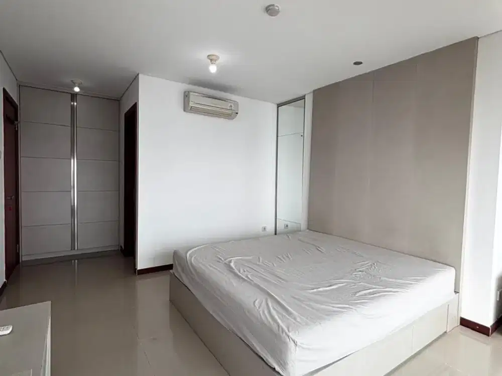 Condominium Green Bay Pluit 3Br Full Furnished View Laut Langka!!