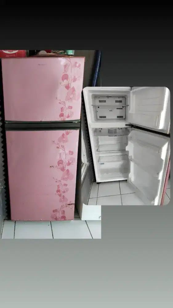 Kulkas Sharp 2 pintu