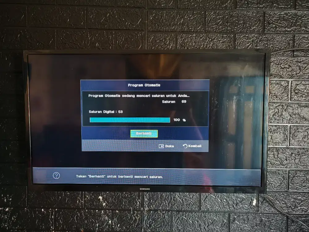 Samsung LED TV 32 Inch (Digital TV)