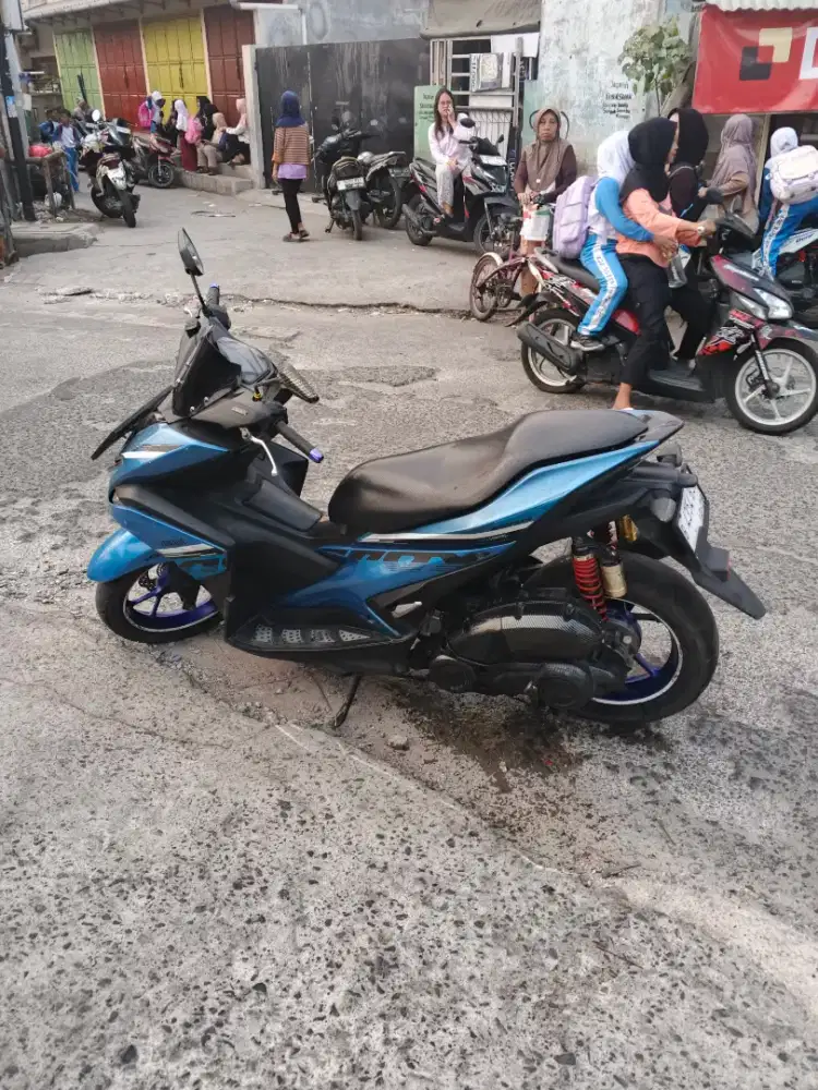 dicari motor matic sebanyak banyaknya