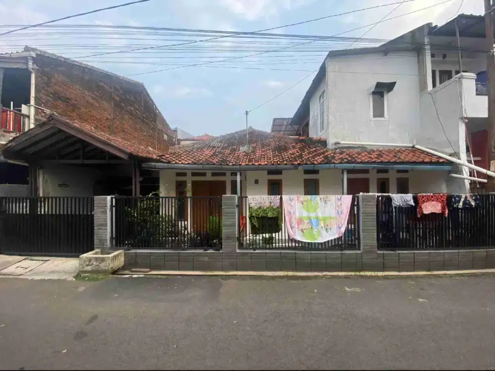 Jual Aset Lelang Bank Rumah Di Komplek Saturnus Margahayu Bandung
