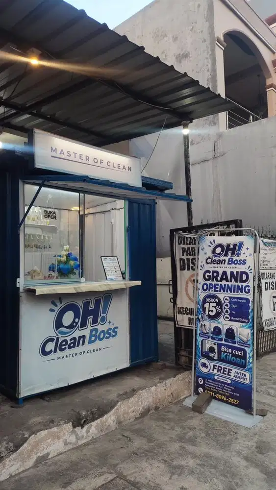 booth rombong container 90% bagus