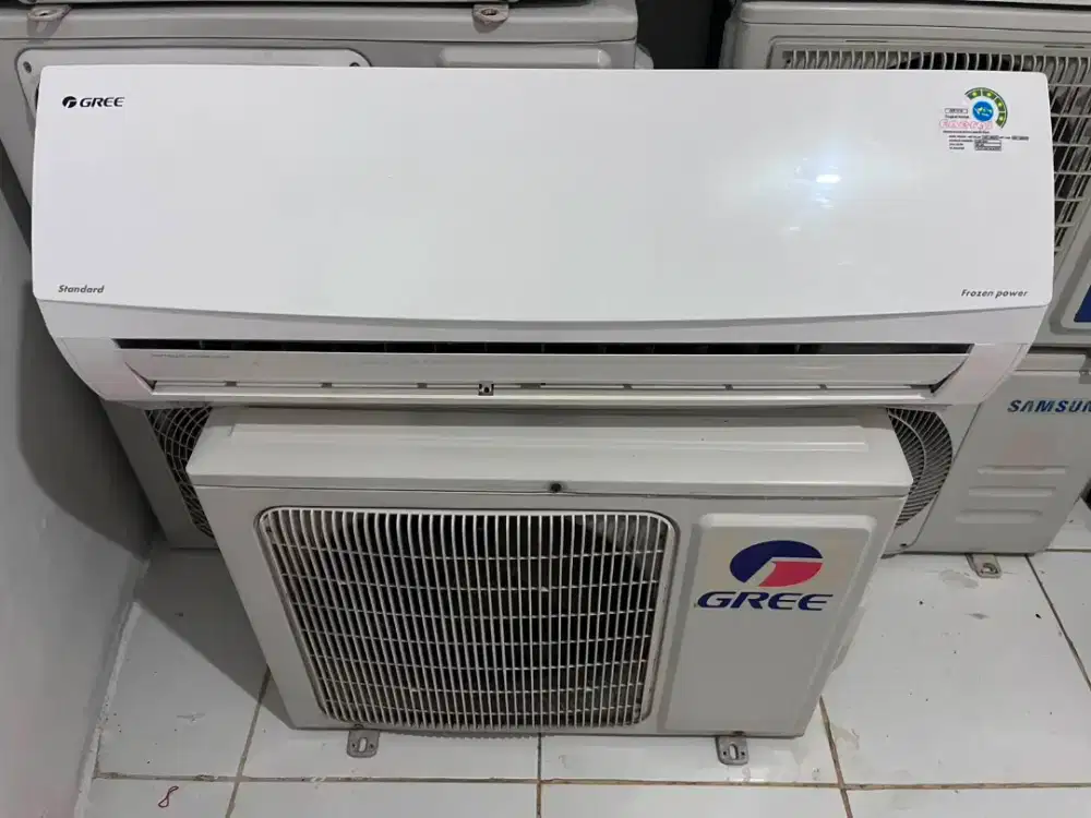 Ac gree 2pk mulus seperti baru