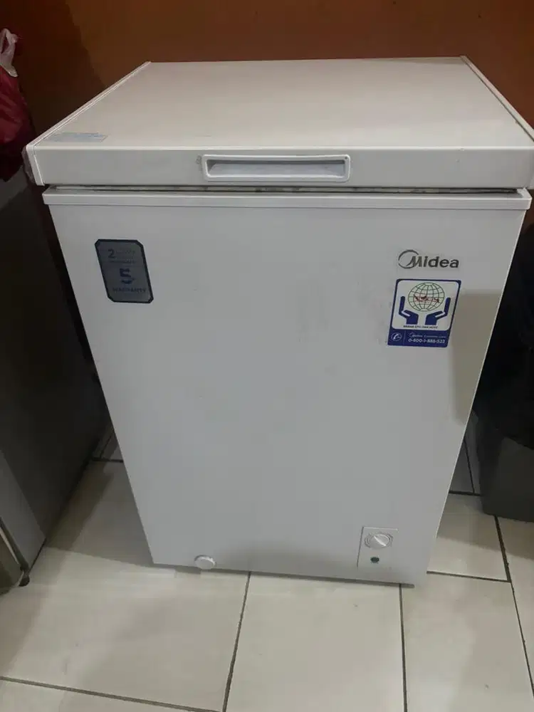 DIJUAL FREEZER BOX MIDEA Preloved
