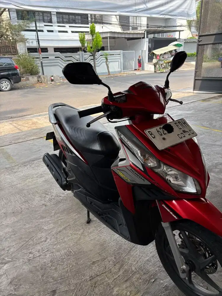 Dijual motor pemakaian pribadi/ Pajak On panjang
