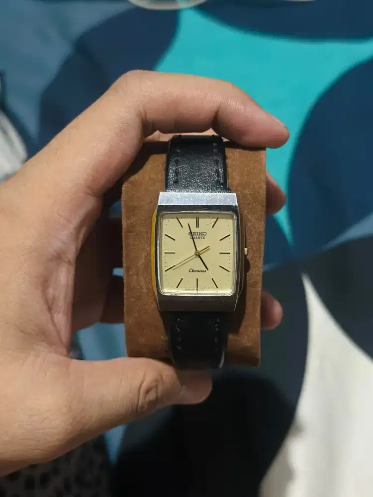 Jam tangan Seiko tank Vintage