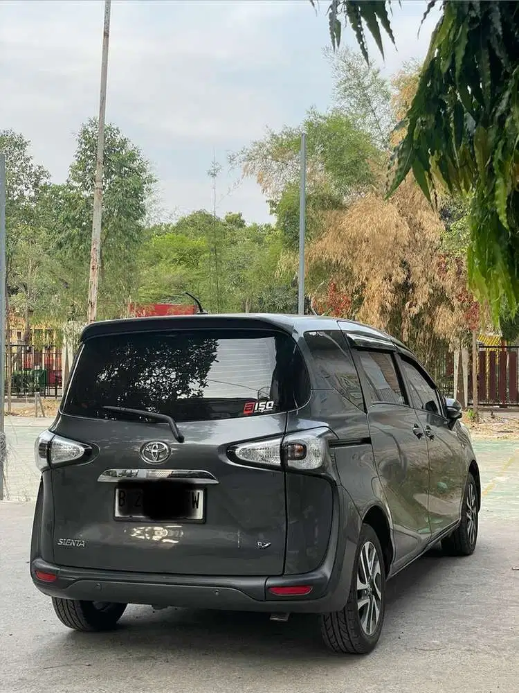 Toyota Sienta 2017 Bensin