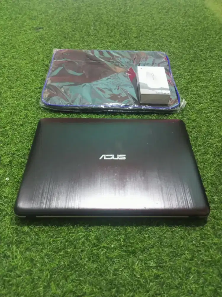 Laptop asus X441B