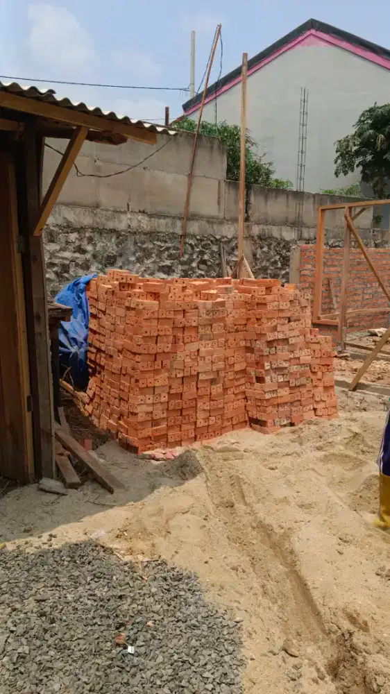 Bata bolong/ bata kecil