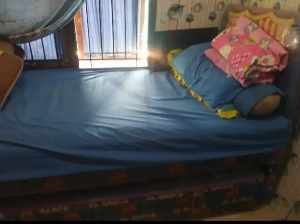 Spring bed Sorong atas Bwah