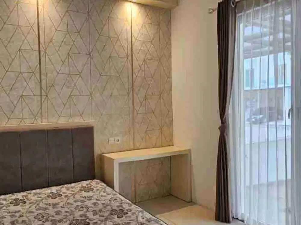Jual dan Sewa Rumah 2 lantai Greenland Menganti Cluster Garbera. Semi Furnished. Bagus.Murah Nego