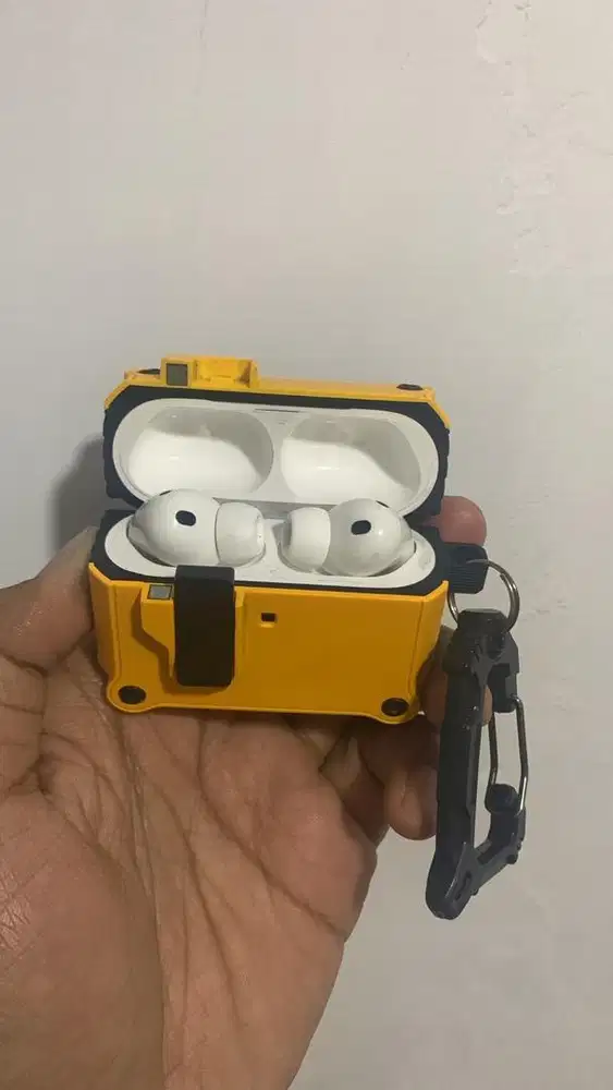 Airpods Pro 3. Garansi iBox sampe 30 April 2027