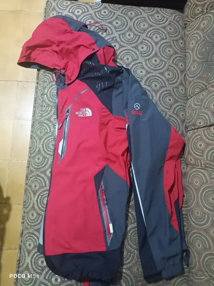 Jaket The North Face TNF