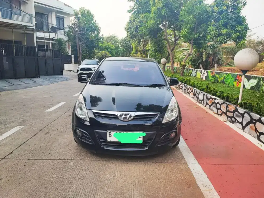 Hyundai i20 AT Sunroof Th 2011 Hitam