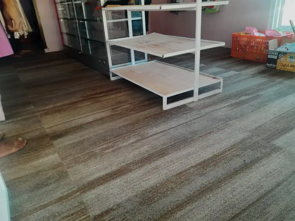 Karpet eks hotel